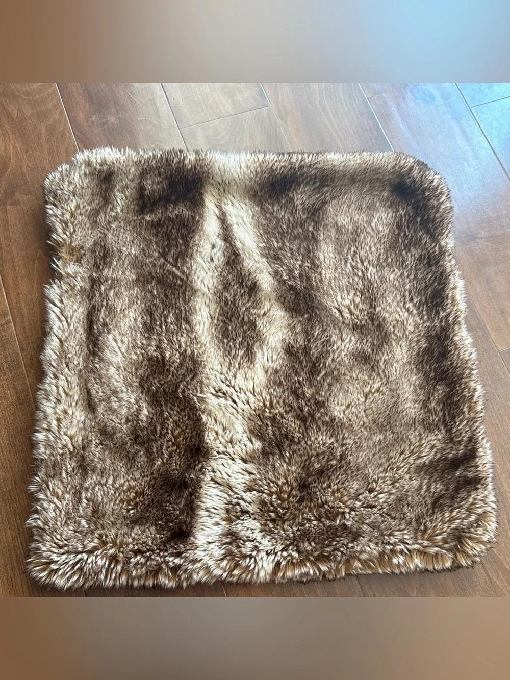 Pottery Barn brown faur fur pillow cover 18”x18” Brown